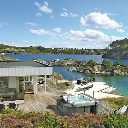 Holiday home Nice In With Kitchen *